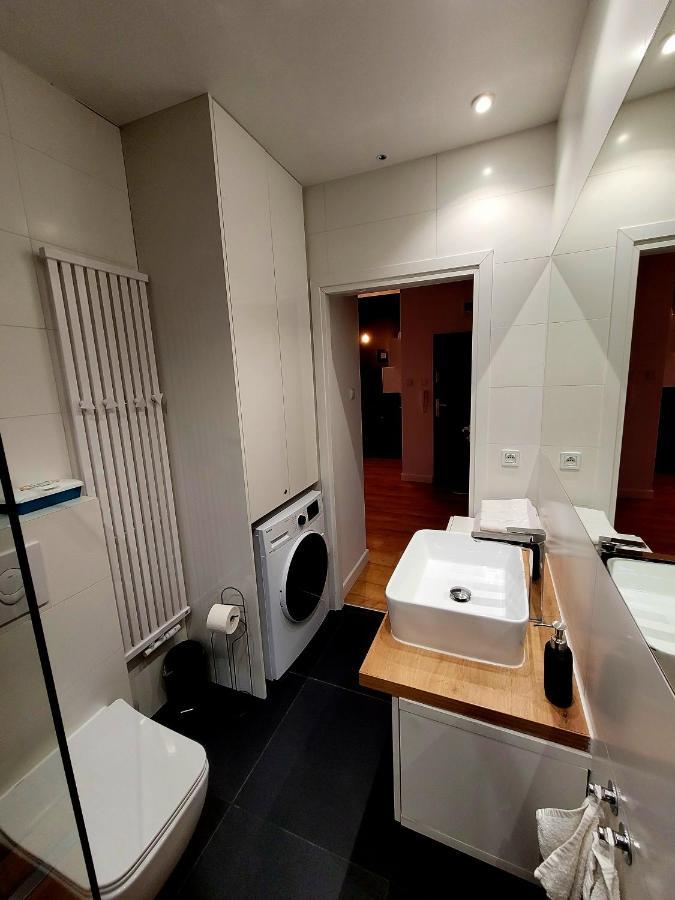 Apartament By The Way Apartment Wroclaw Luaran gambar