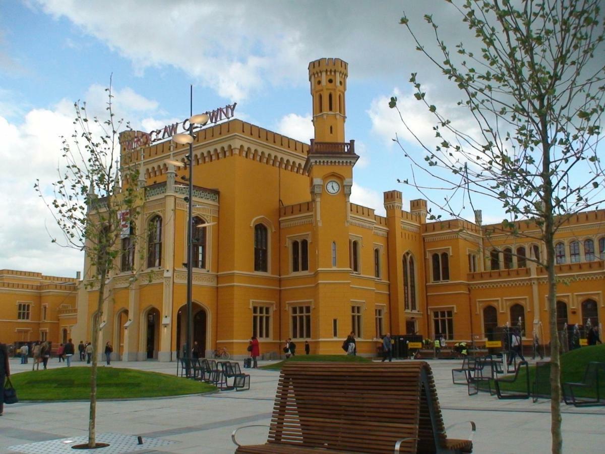 Apartament By The Way Apartment Wroclaw Luaran gambar