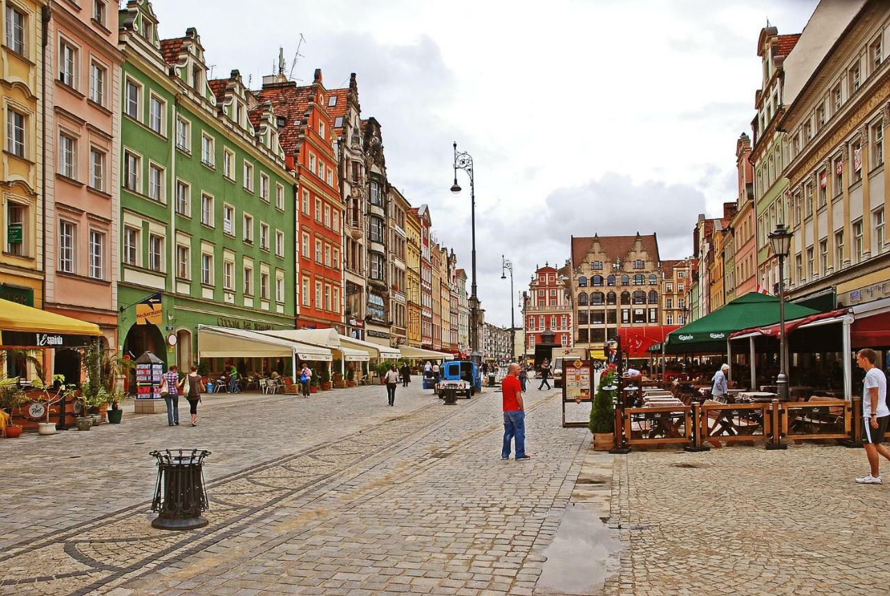 Apartament By The Way Apartment Wroclaw Luaran gambar