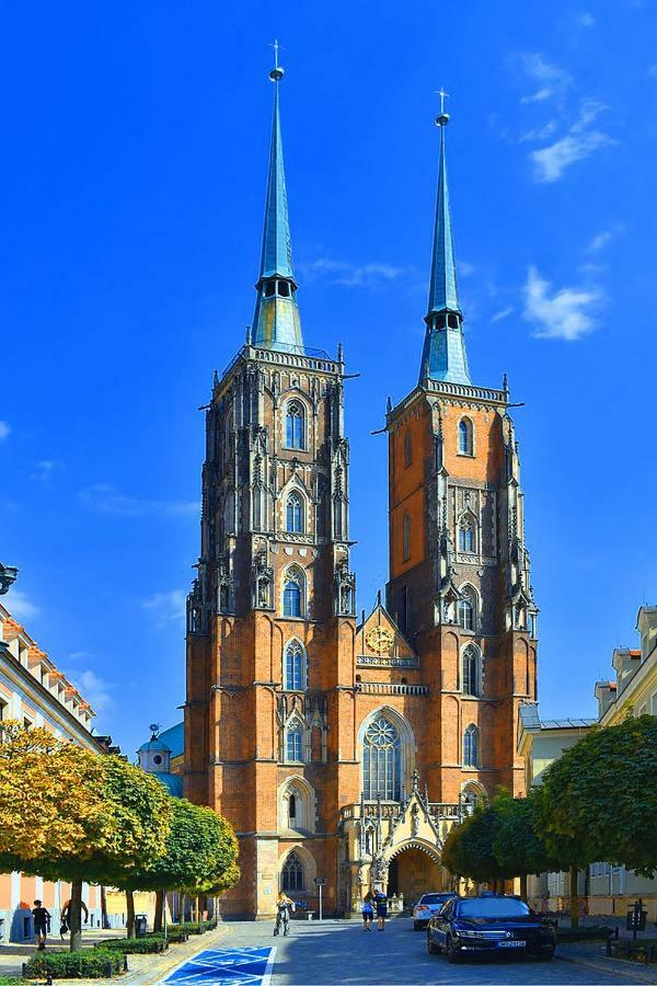Apartament By The Way Apartment Wroclaw Luaran gambar